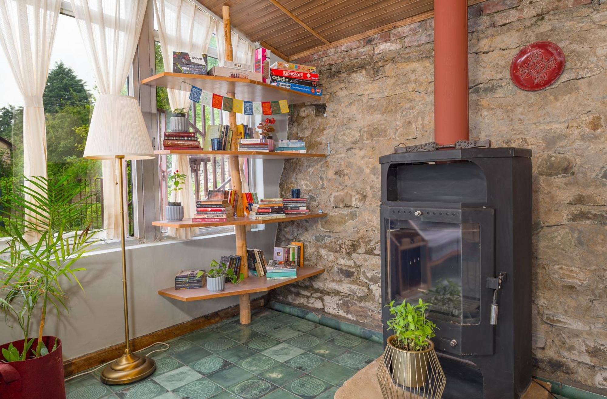 Cedar Hill Lodge - A Boutique Homestay Машобра Екстериор снимка